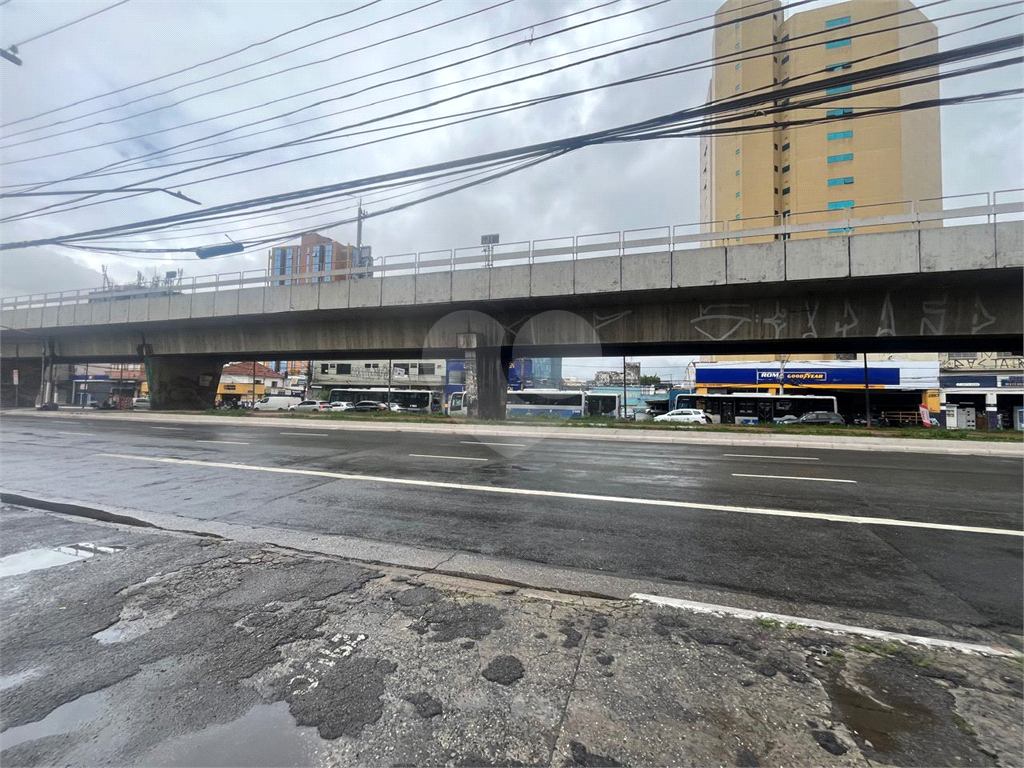 Predio Avenida Cruzeiro do Sul - Metro Santana