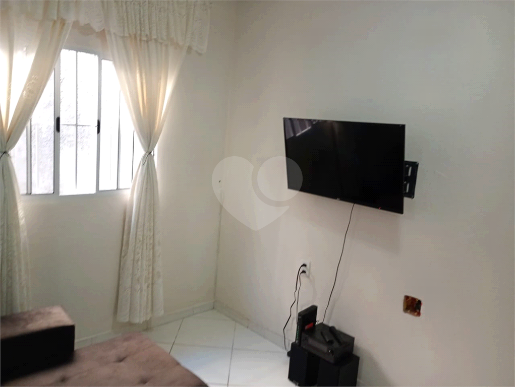 Casa à venda com 1 quarto, 50m² - Foto 3