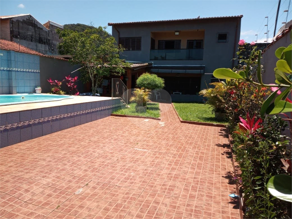 Sobrado à venda e aluguel com 2 quartos, 110m² - Foto 1