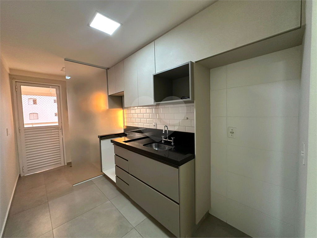 Apartamento à venda com 3 quartos, 89m² - Foto 3