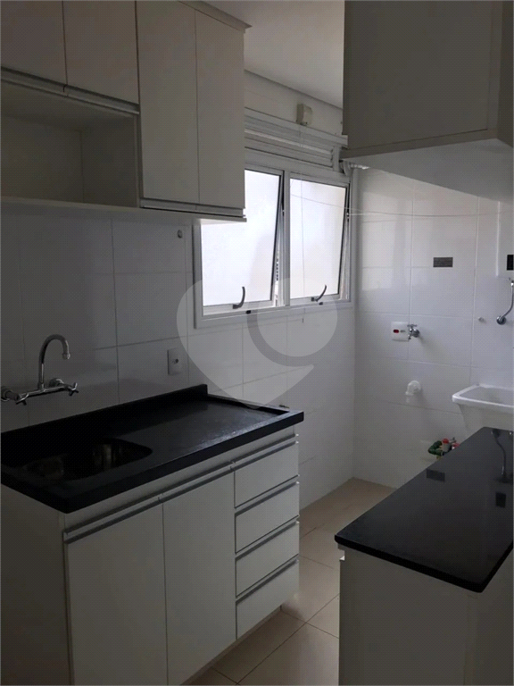 APARTAMENTO em SANTA CECÍLIA
