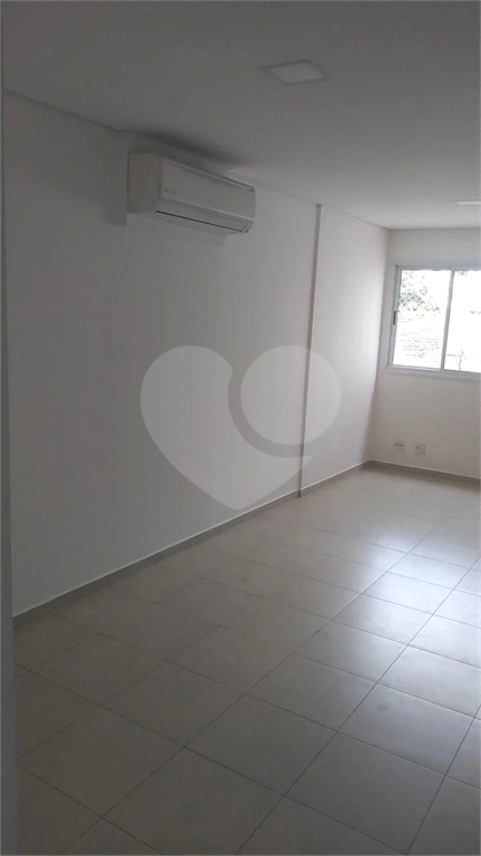 APARTAMENTO em SANTA CECÍLIA