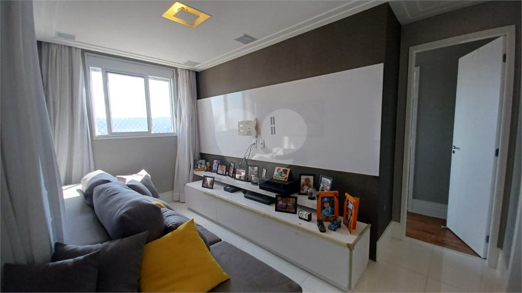 Apto Novo 3 dormit , 1 suite , Sala  com Sacada ,Cozinha -Lavanderia  1 vg- 400 mt do metro Turucuvi