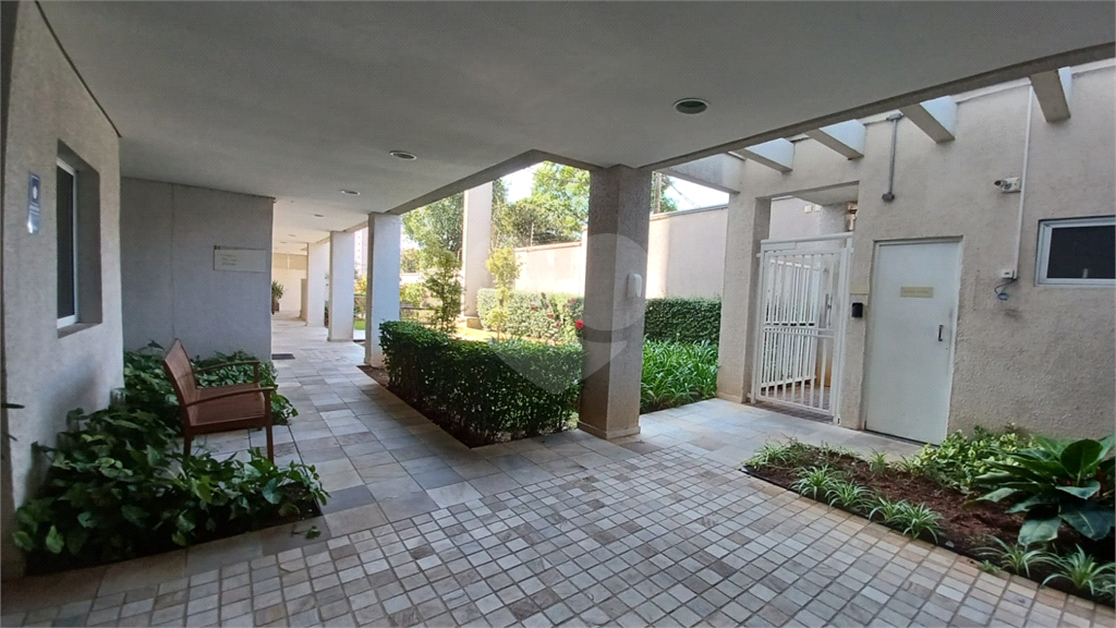 Apto Novo 3 dormit , 1 suite , Sala  com Sacada ,Cozinha -Lavanderia  1 vg- 400 mt do metro Turucuvi