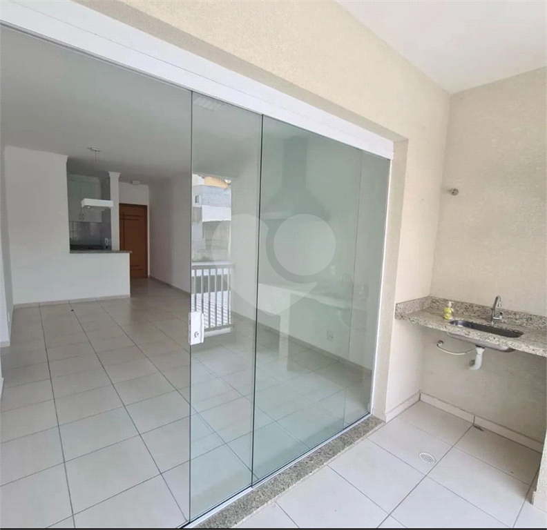 Apartamento para alugar com 2 quartos, 74m² - Foto 12