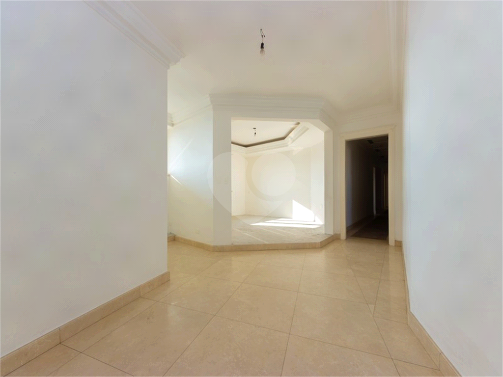 APARTAMENTO COM 4 SUÍTES E 4 VAGAS QUADRA DE TÊNIS À VENDA NA SAÚDE
