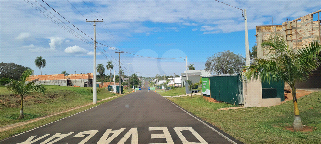 CONDOMÍNIO em RIVIERA DE SANTA CRISTINA II