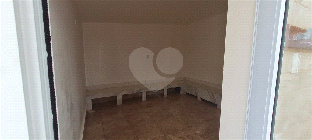 CONDOMÍNIO em RIVIERA DE SANTA CRISTINA II