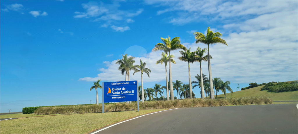 CONDOMÍNIO em RIVIERA DE SANTA CRISTINA II