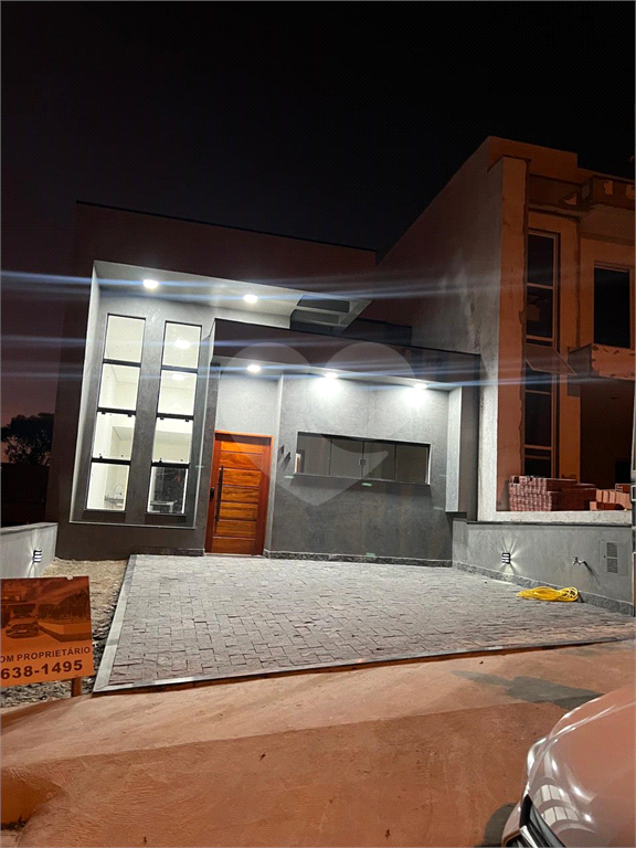 CONDOMÍNIO em CONDOMÍNIO RESIDENCIAL VILLAGE