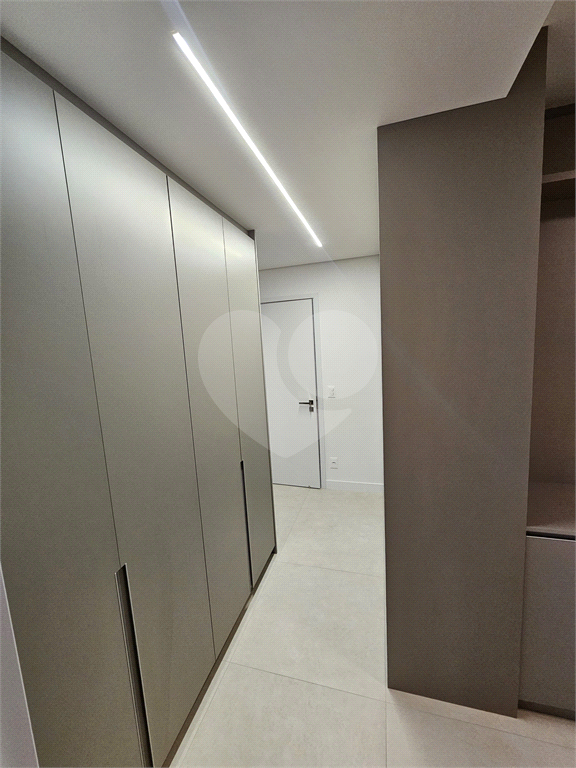 Apartamento para alugar com 3 quartos, 128m² - Foto 2