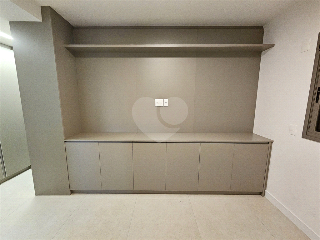 Apartamento para alugar com 3 quartos, 128m² - Foto 3