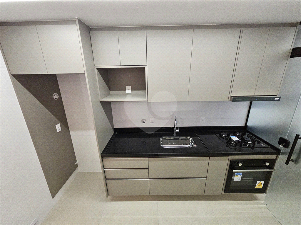 Apartamento para alugar com 3 quartos, 128m² - Foto 14