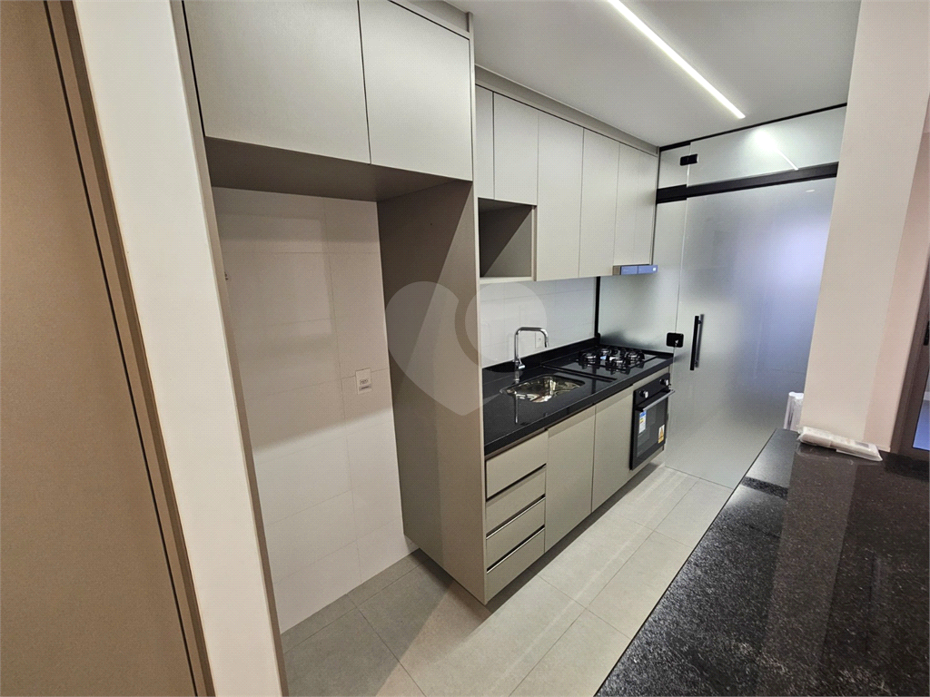 Apartamento para alugar com 2 quartos, 87m² - Foto 32