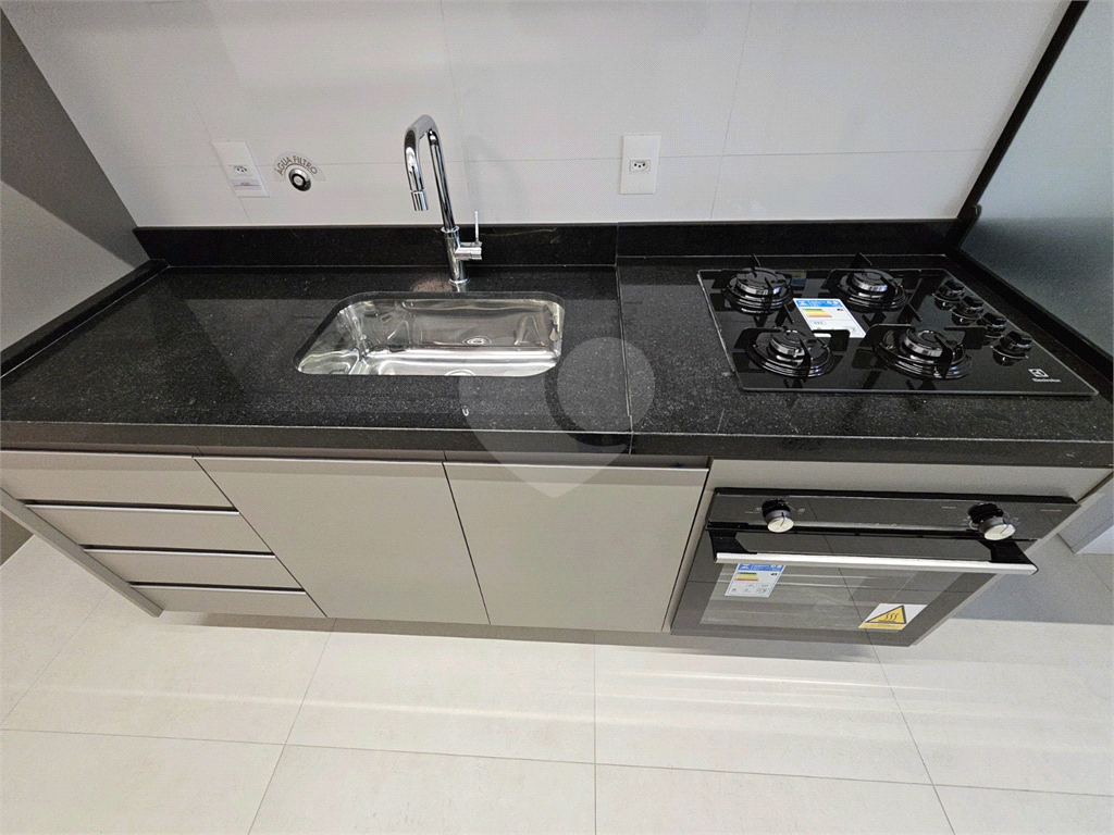 Apartamento para alugar com 2 quartos, 87m² - Foto 29