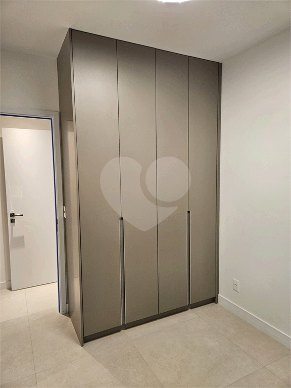 Apartamento para alugar com 2 quartos, 87m² - Foto 31