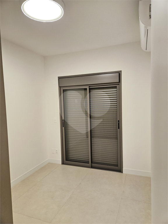 Apartamento para alugar com 2 quartos, 87m² - Foto 9