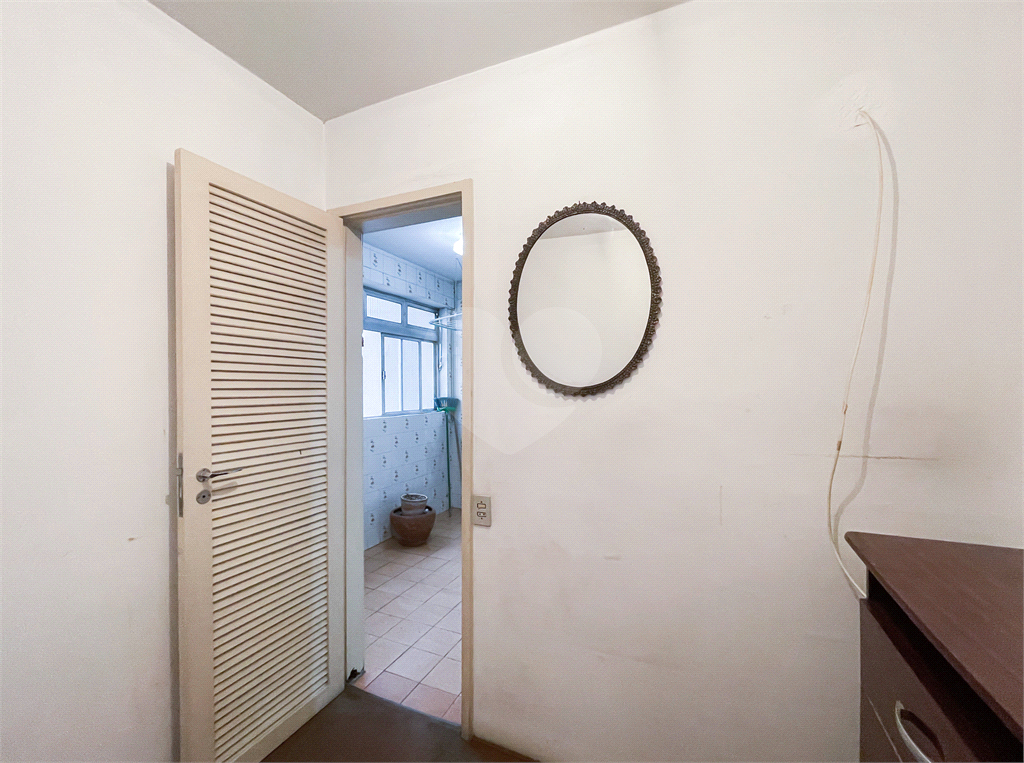 Apartamento - Pinheiros - 2 Quartos / Dormitórios - 2 Vagas - Venda / Compra