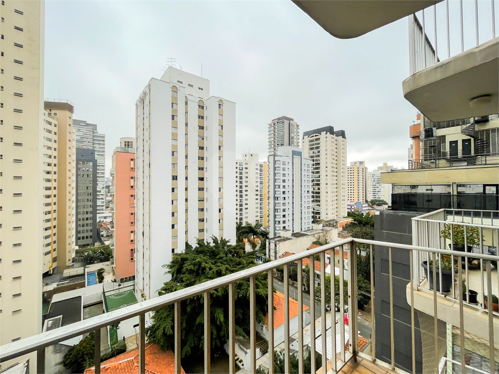 Apartamento - Pinheiros - 2 Quartos / Dormitórios - 2 Vagas - Venda / Compra