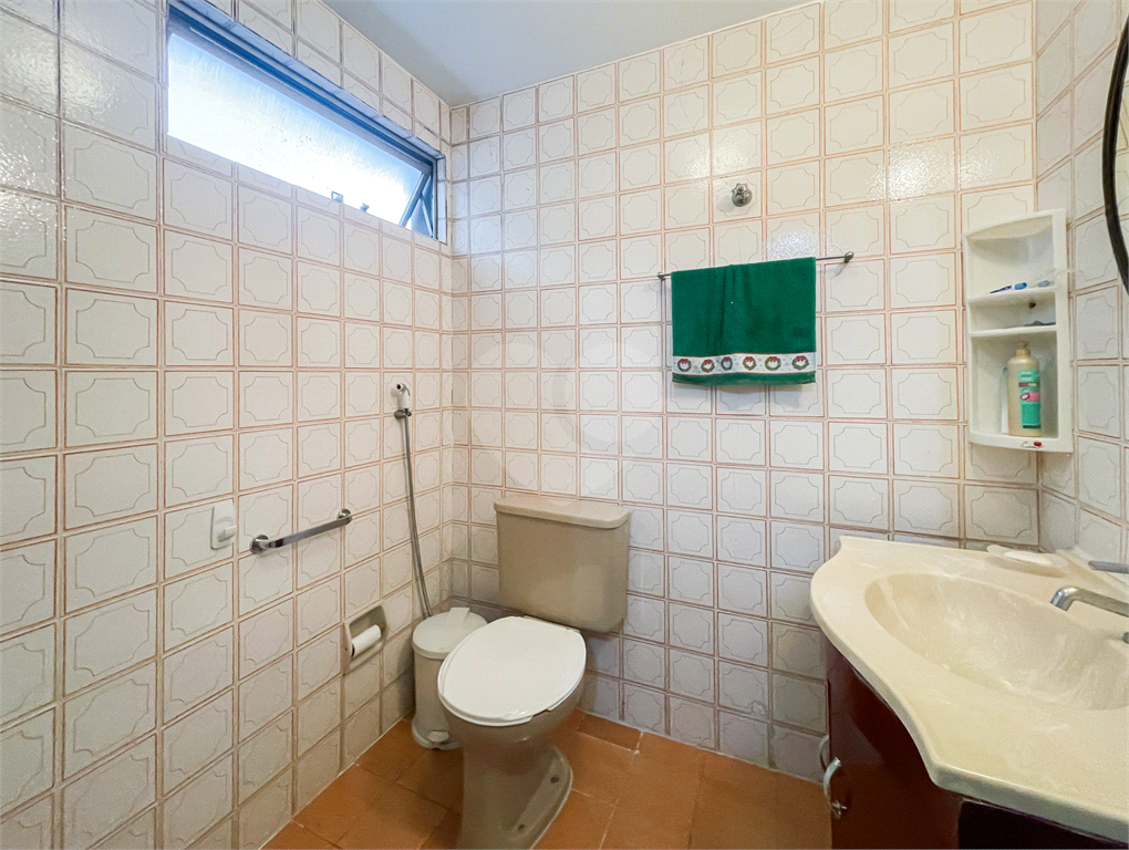 Apartamento - Pinheiros - 2 Quartos / Dormitórios - 2 Vagas - Venda / Compra