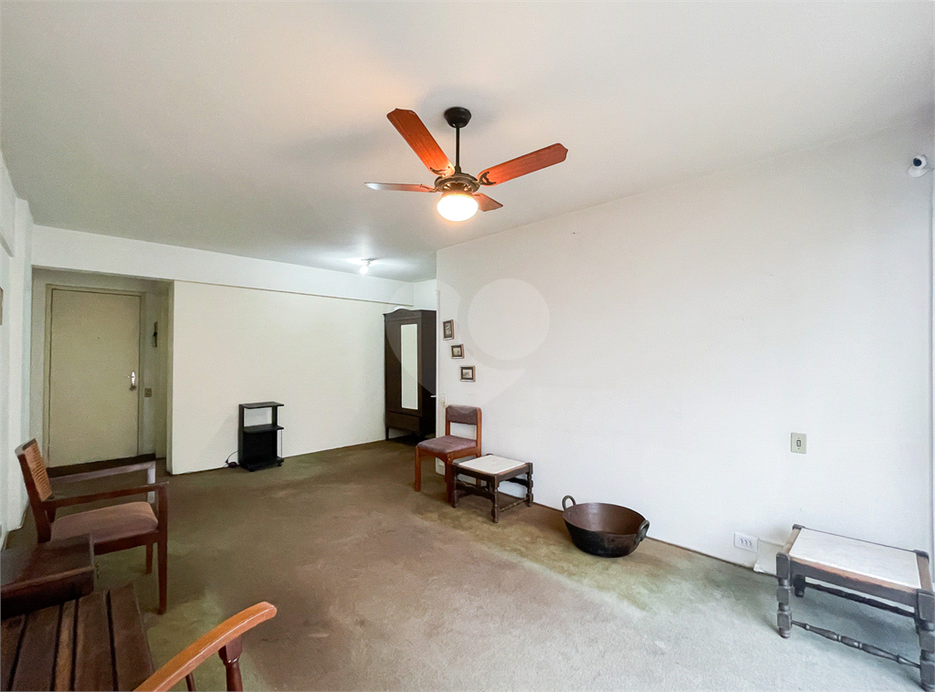 Apartamento - Pinheiros - 2 Quartos / Dormitórios - 2 Vagas - Venda / Compra