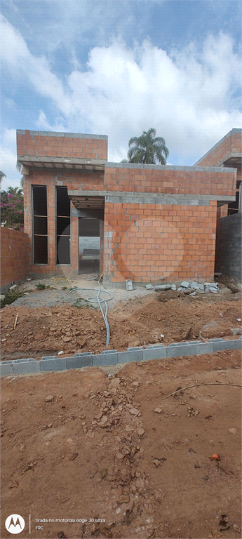 Casa de Condomínio à venda com 3 quartos, 100m² - Foto 1