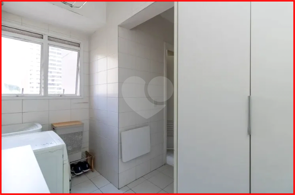 APARTAMENTO em MORUMBI