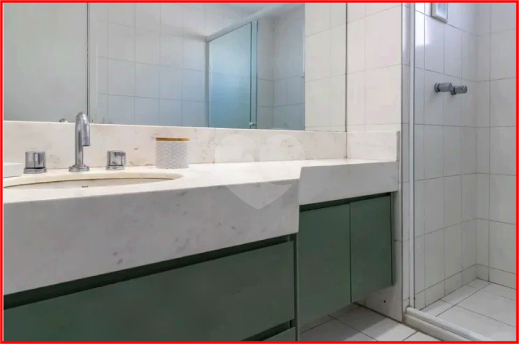 APARTAMENTO em MORUMBI