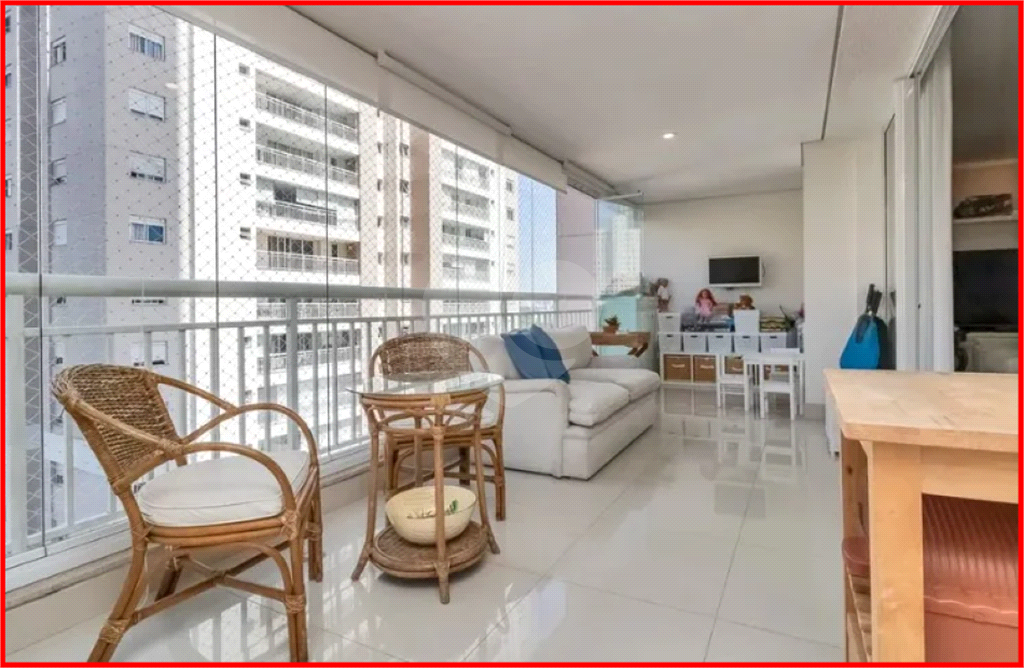 APARTAMENTO em MORUMBI