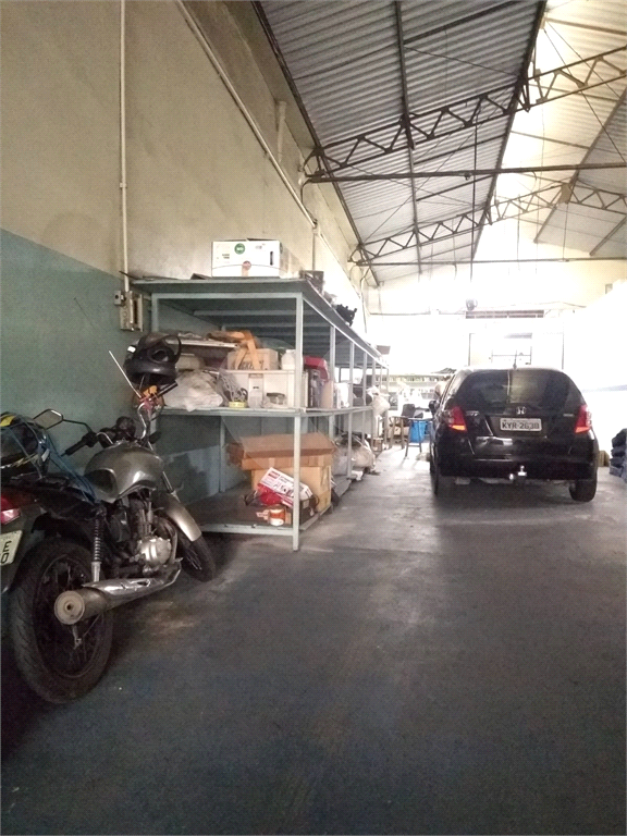 lindo galpão com pronto para uso no brás!!