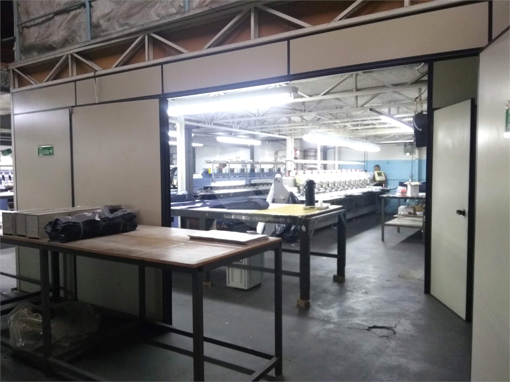 lindo galpão com pronto para uso no brás!!