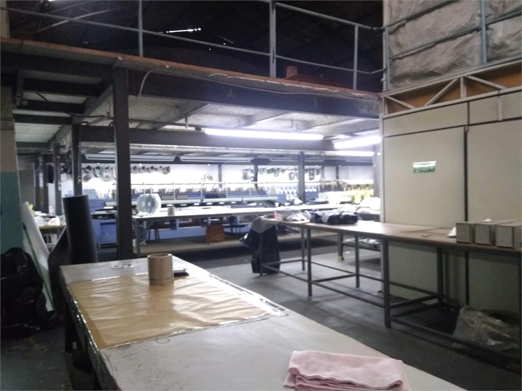 lindo galpão com pronto para uso no brás!!