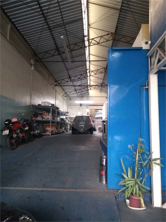 lindo galpão com pronto para uso no brás!!