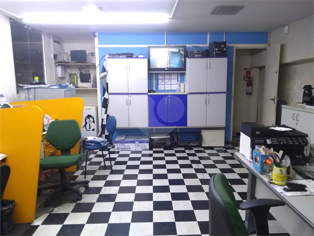 lindo galpão com pronto para uso no brás!!