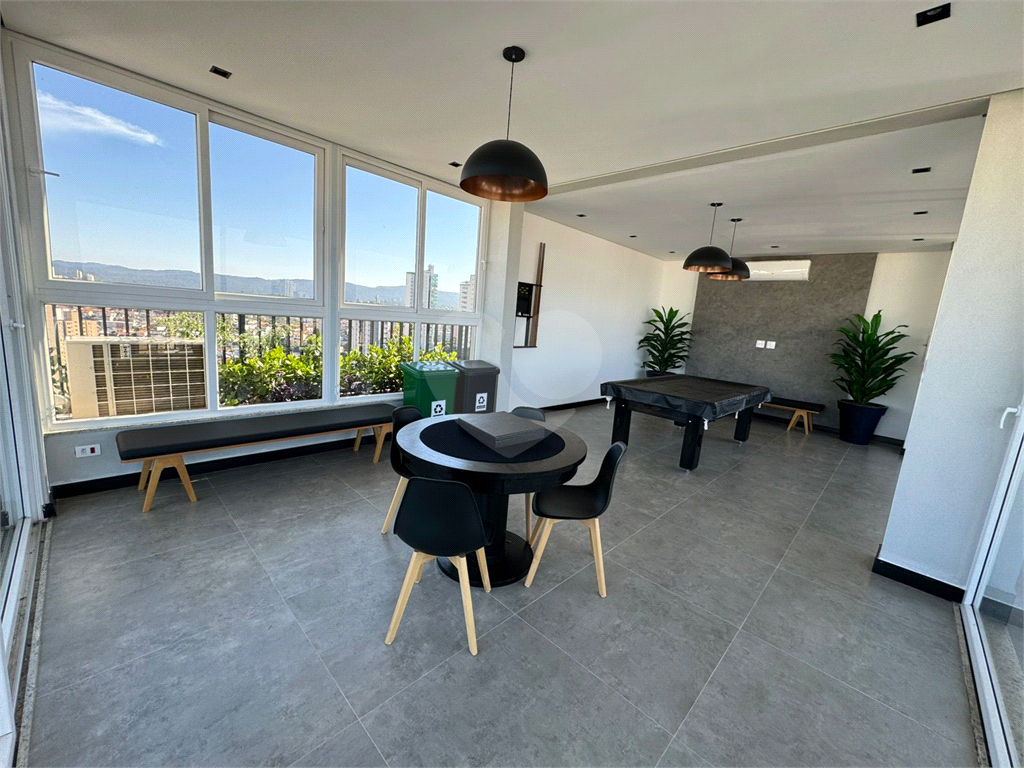 APARTAMENTO em SANTANA