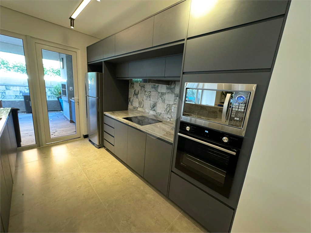 APARTAMENTO em SANTANA