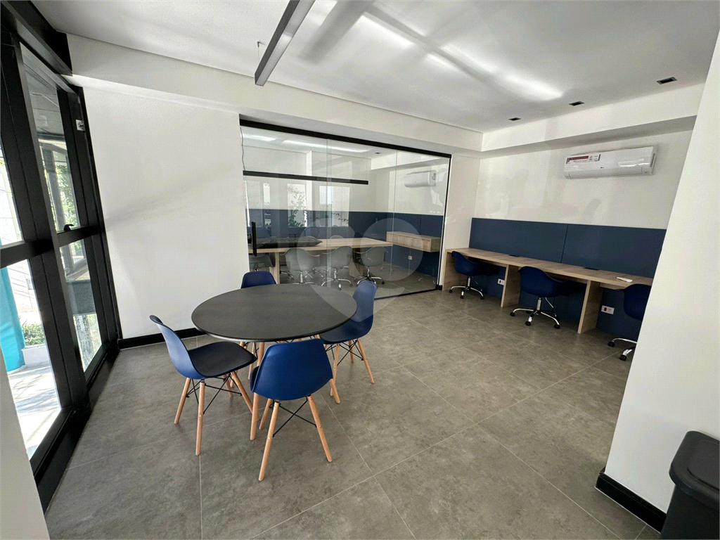 APARTAMENTO em SANTANA