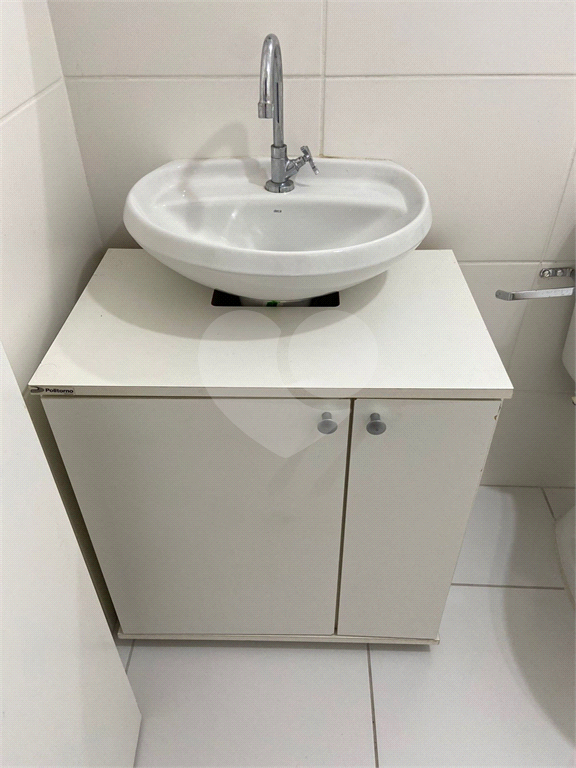 APARTAMENTO em VILA PRUDENTE
