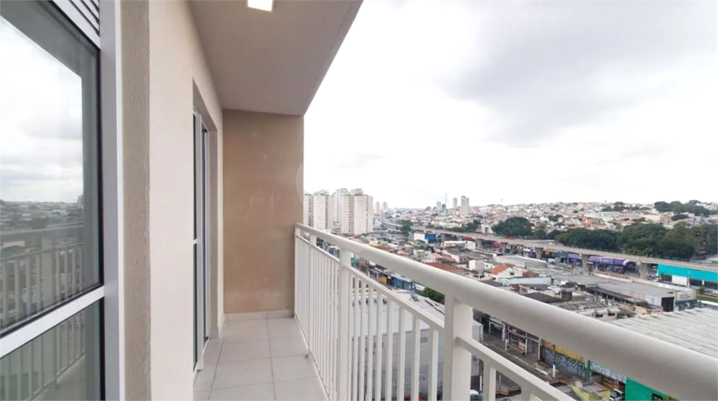 APARTAMENTO em VILA PRUDENTE