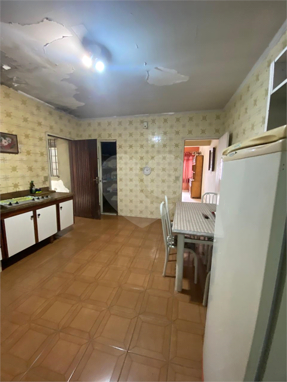 Casa à venda com 4 quartos, 185m² - Foto 12