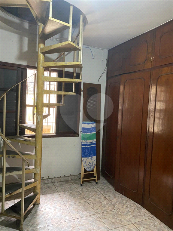 Casa à venda com 4 quartos, 185m² - Foto 24