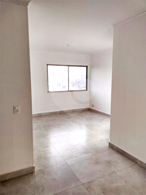 Apartamento à venda com 3 quartos, 80m² - Foto 1