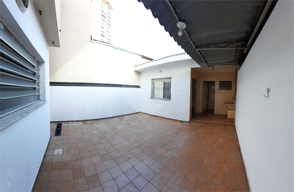 Sobrado à venda com 3 quartos, 138m² - Foto 1