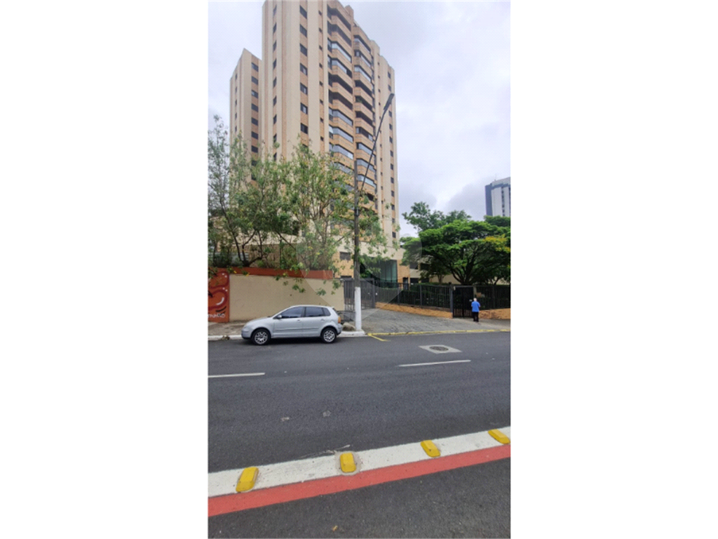 Apartamento para venda, 120m2, 3 quartos (2 suítes), sacada, 3 vagas. Parque da Aclimação