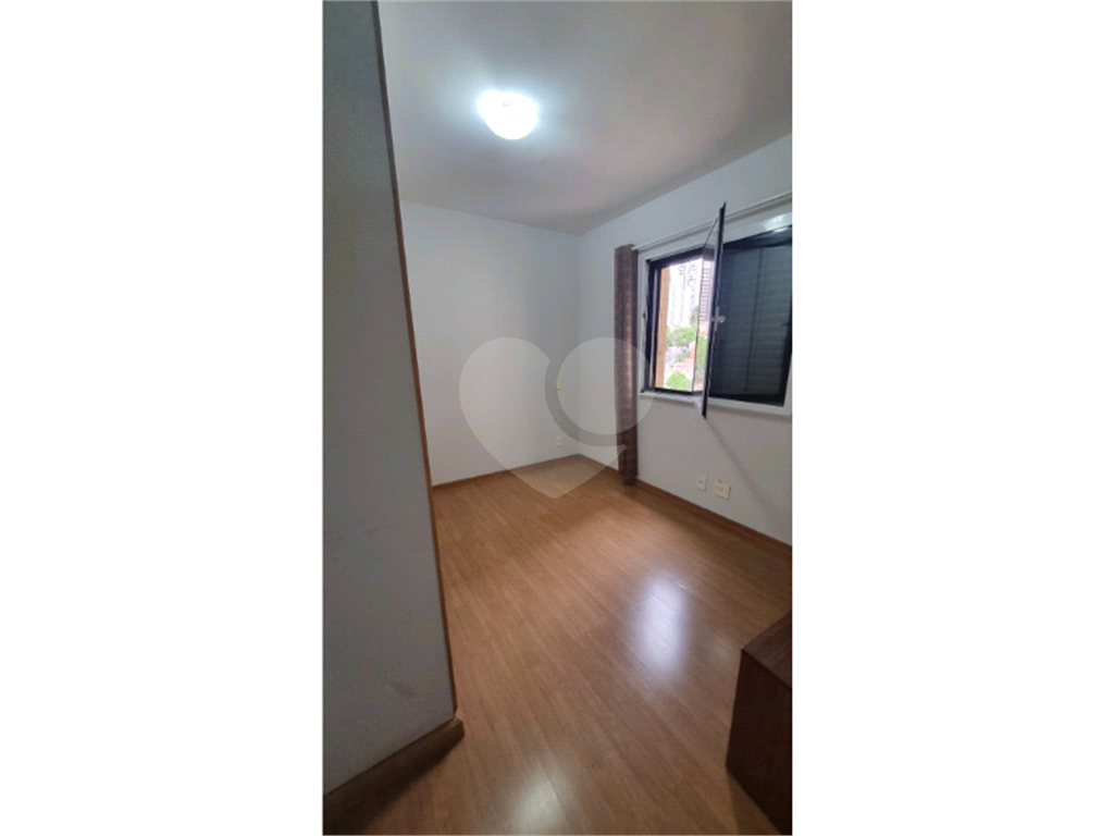 Apartamento para venda, 120m2, 3 quartos (2 suítes), sacada, 3 vagas. Parque da Aclimação