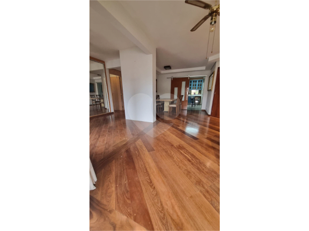 Apartamento para venda, 120m2, 3 quartos (2 suítes), sacada, 3 vagas. Parque da Aclimação