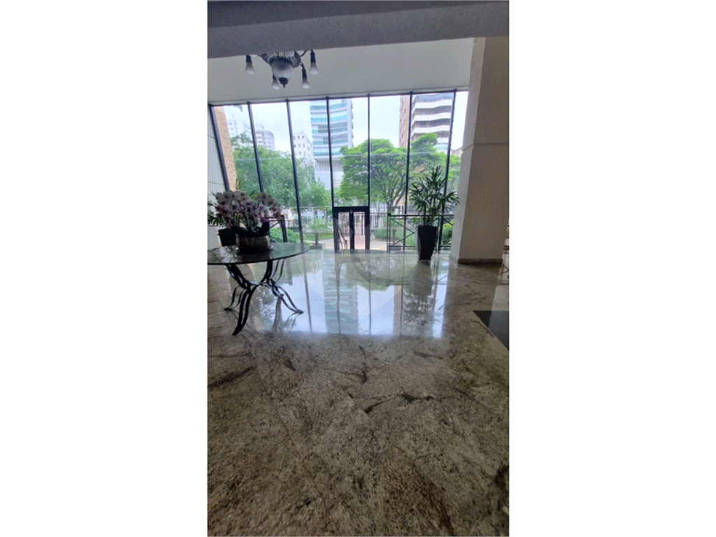 Apartamento para venda, 120m2, 3 quartos (2 suítes), sacada, 3 vagas. Parque da Aclimação