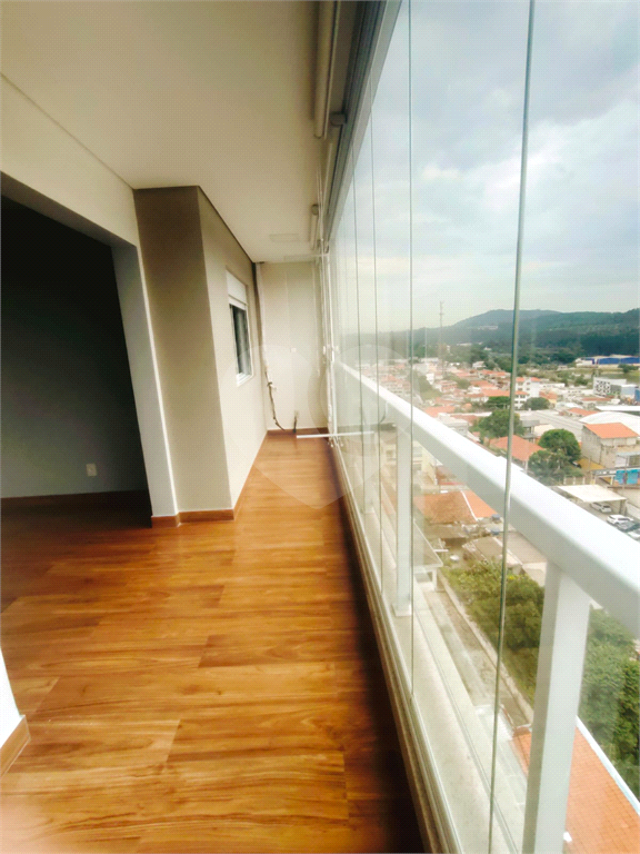 Lindo Apartamento Novo no Centro de Caieiras, armários planejados dorm, sala, cozinha, 2 Vagas. 