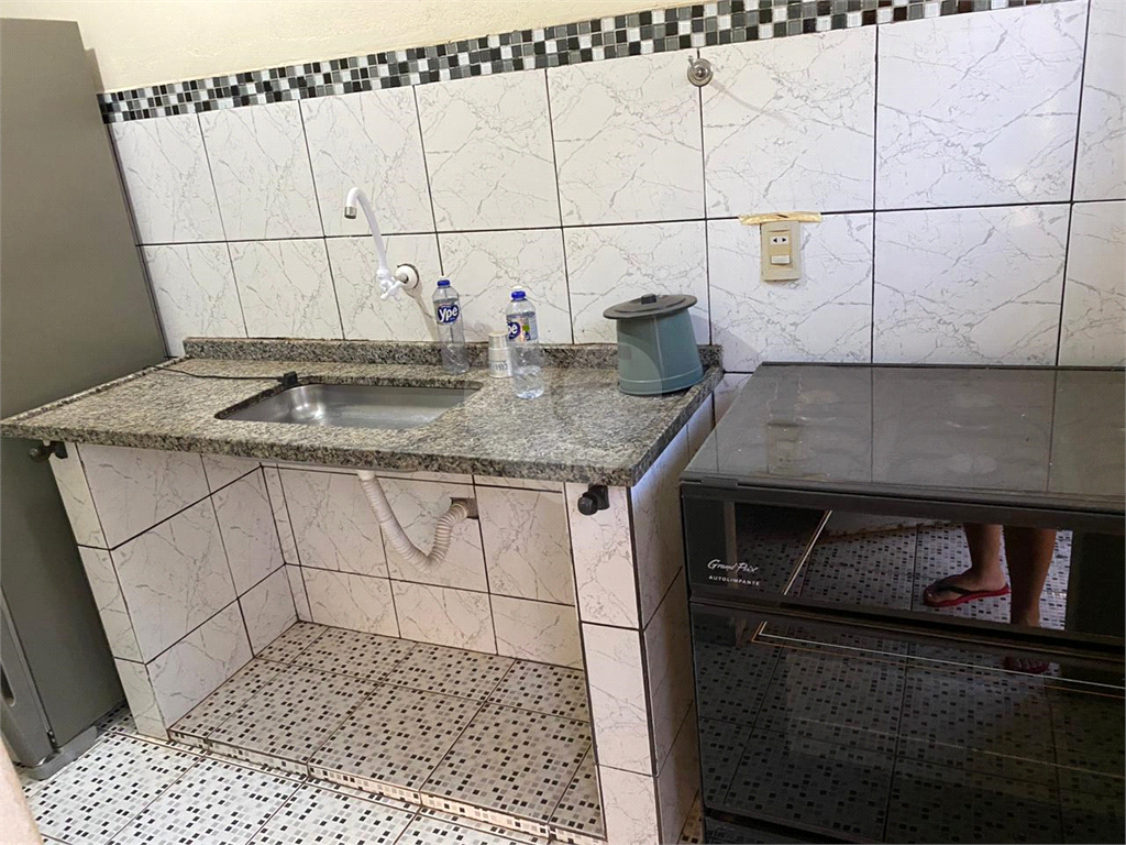 Casa de Condomínio à venda com 3 quartos, 280m² - Foto 12