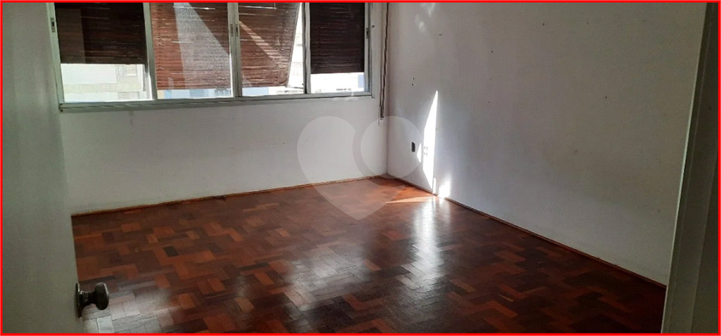 APARTAMENTO em HIGIENÓPOLIS
